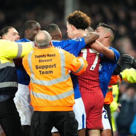 Liverpool Must Handle Emotions in Final Goodison Derby, Says Slot