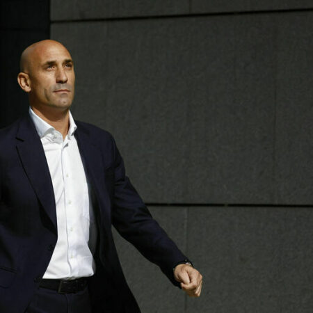 Former Spanish FA Chief Testifies on World Cup Kiss Incident