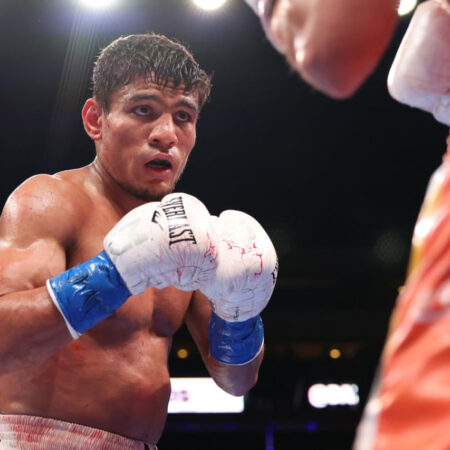 MJ Akhmadaliev Knocks Out Luis Castillo In Round Eight