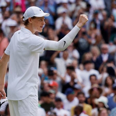 Sinner Cruises Past Shelton into Wimbledon Semifinals, Sets Up Djokovic Showdown