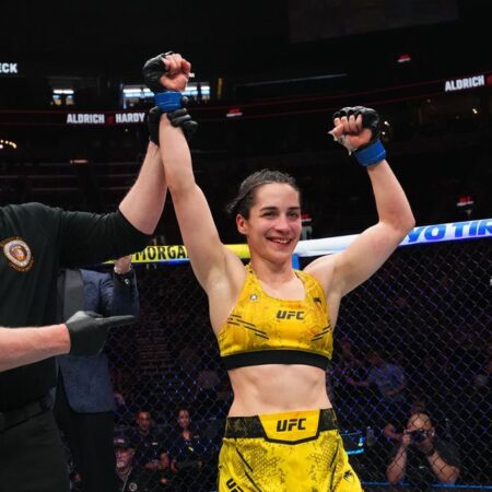 Eduarda Moura’s Unexpected Summit: A Young Star’s Calculated Ascent in the UFC Flyweight Division