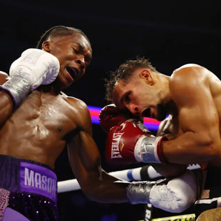 Lightweight Throne Awaits: Mason and Noakes Poised for Collision as WBO Title Becomes Vacant