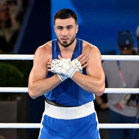 The Unseen Contender: Why a Journeyman Boxer Crowns Bakhodir Jalolov as Heavyweight’s Next King