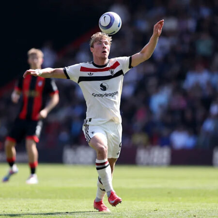 Milan’s Striker Saga: The Calculated Pivot from Vlahovic to Hojlund