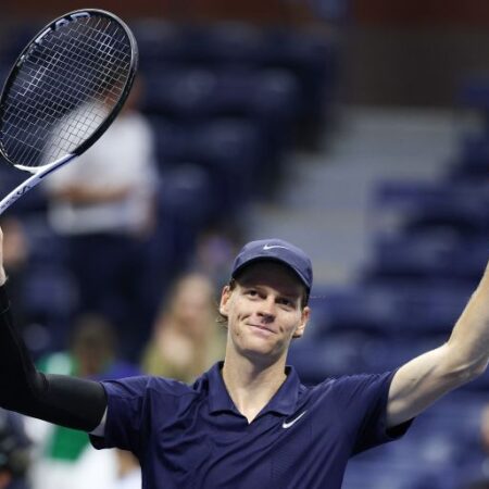 Sinner Silences Musetti in All-Italian US Open Showdown, Marches to Semis