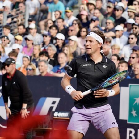 Unexpected Exit: Casper Ruud Retires in Shanghai, Zizou Bergs Capitalizes on Masters Moment